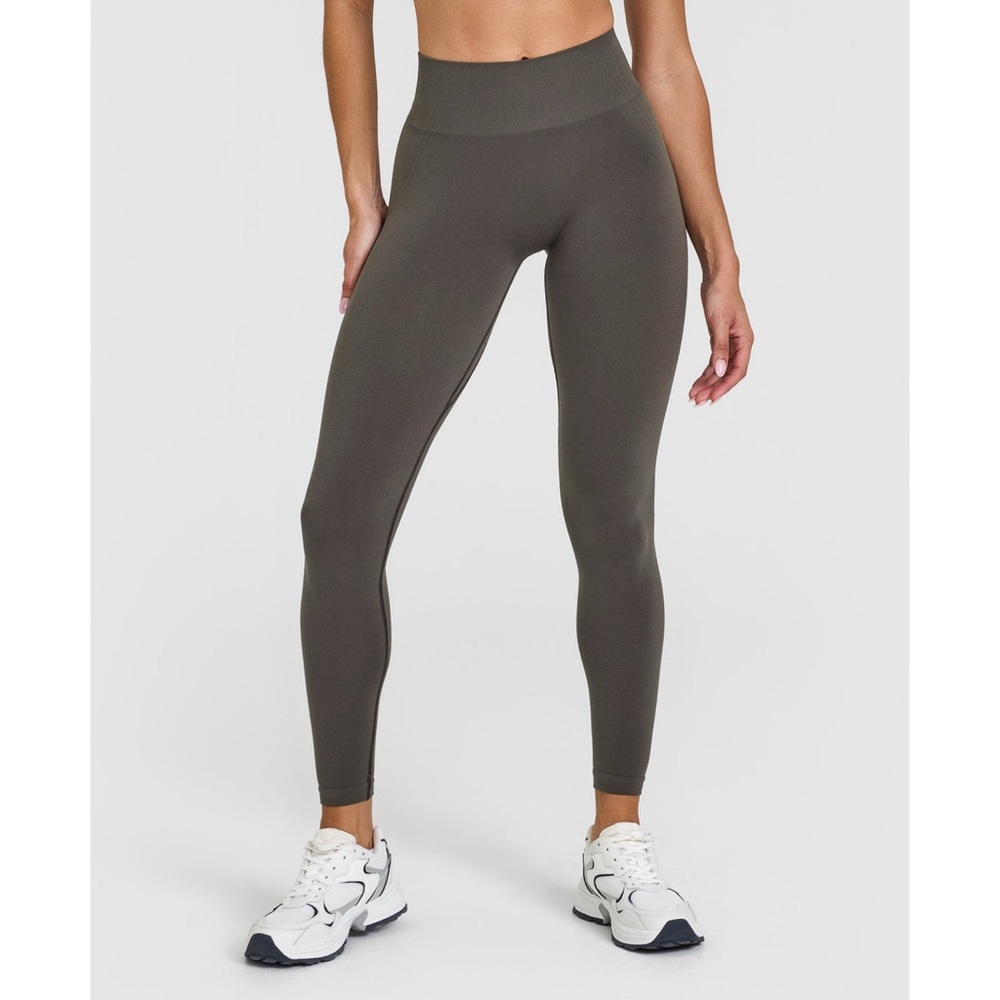New Oner Active Seamless Leggings in Deep Taupe Medium Regular